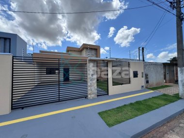 Casa a venda jardim itália iii