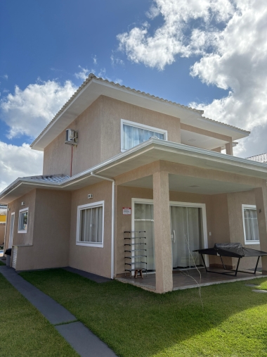 CASA A VENDA CARAVELAS