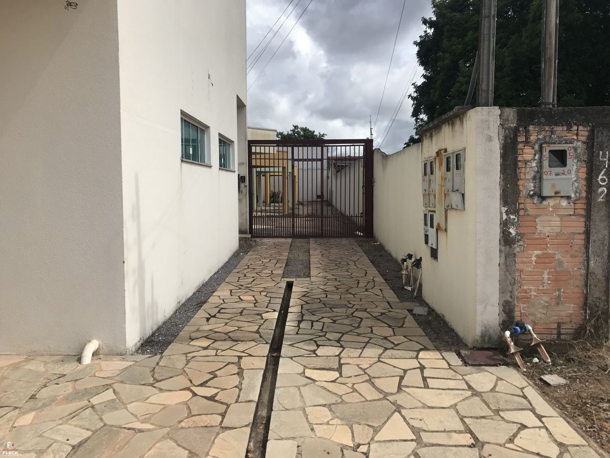 QUITINETE - SETOR COMERCIAL