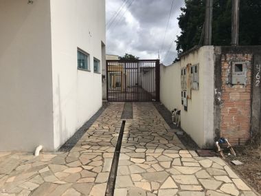 QUITINETE - SETOR COMERCIAL