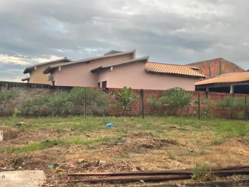 CASA 3 DORMITÓRIOS À VENDA EM SÃO GABRIEL, JUARA/MT