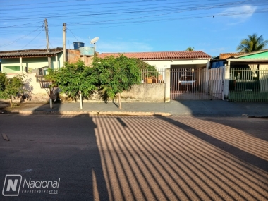 CASA A VENDA 13 DE MAIO