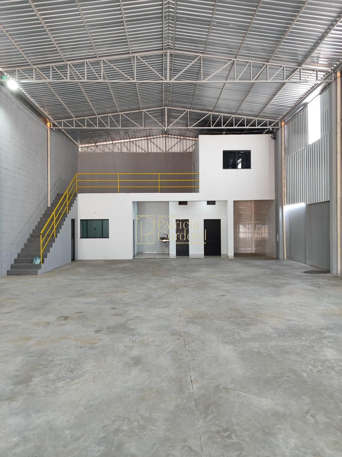 BARRACÃO A VENDA INDUSTRIAL V