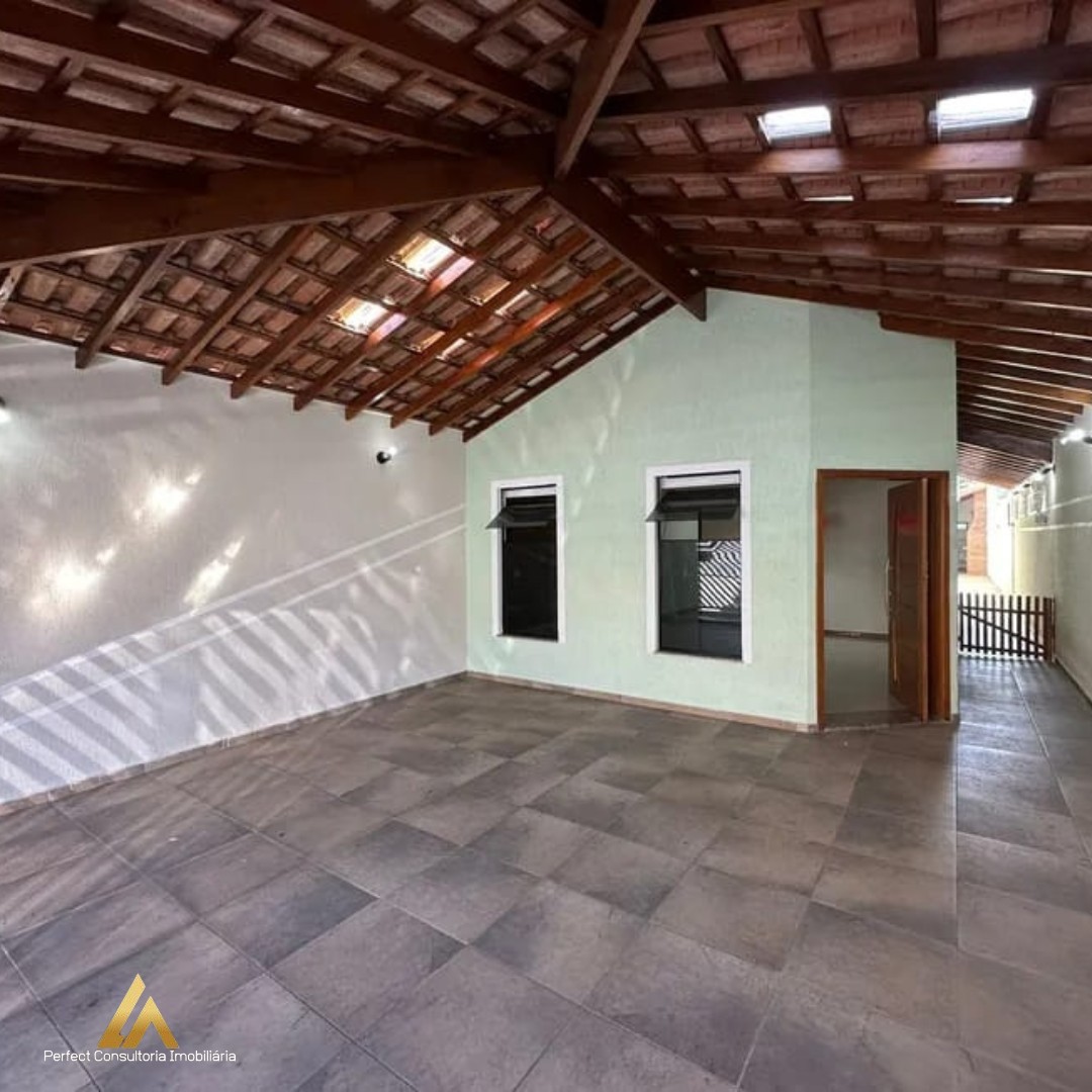 LINDA CASA DE 3 DORMITÓRIOS PARA VENDA NO RESIDENCIAL ARCO ÍRIS EM TAUBATÉ SP.