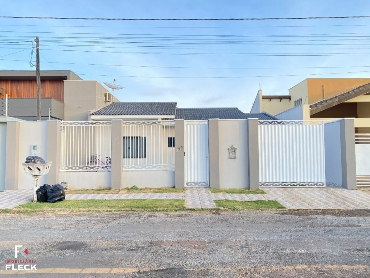 CASA A VENDA NO RESIDENCIAL BELLA SUÍÇA