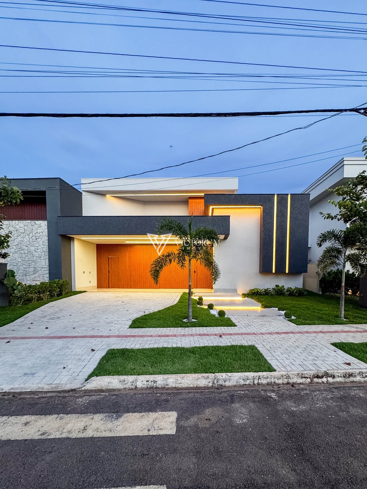 CASA A VENDA CONDOMÍNIO PORTAL DA MATA