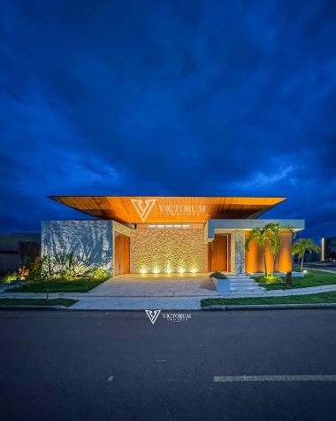 CASA A VENDA NO CONDOMÍNIO AQUARELA DOS POEMAS EM SINOP/MT